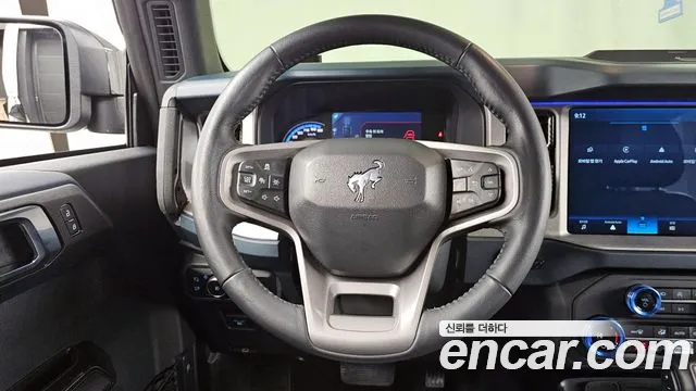 Ford Bronco 2024