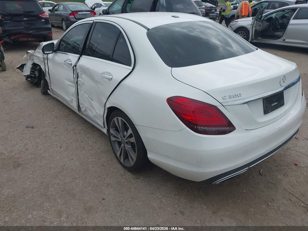 Mercedes-Benz C-Класс 2021
