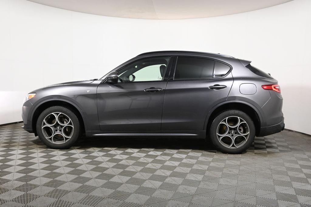 Alfa Romeo Stelvio 2022