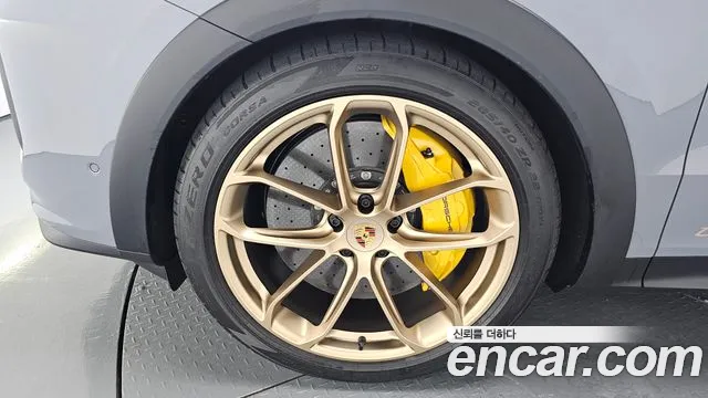 Porsche Cayenne 2024