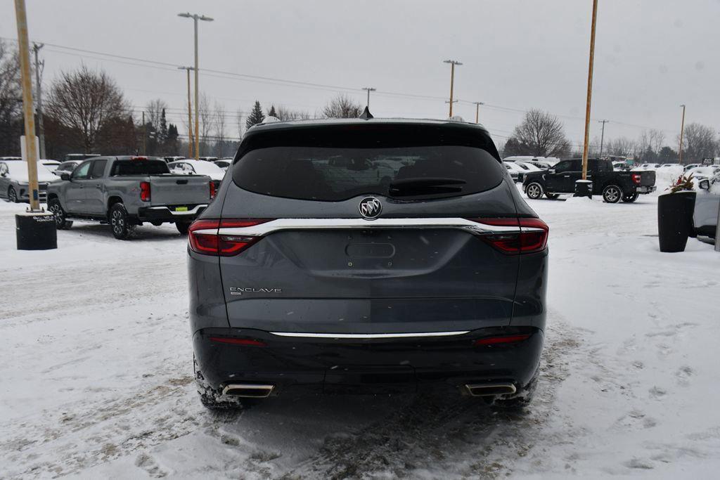 Buick Enclave 2021