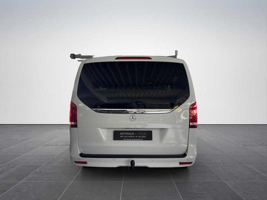 Mercedes-Benz V 300 2023