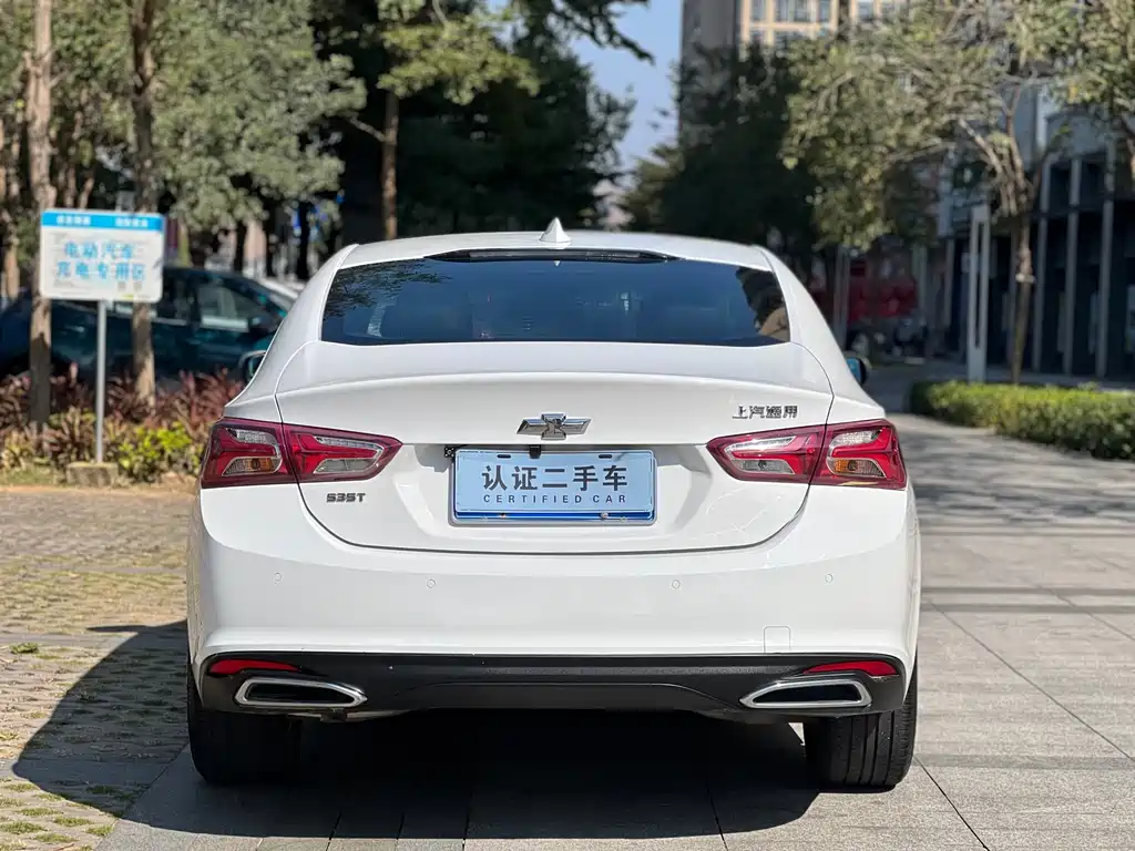 Chevrolet Malibu 2021