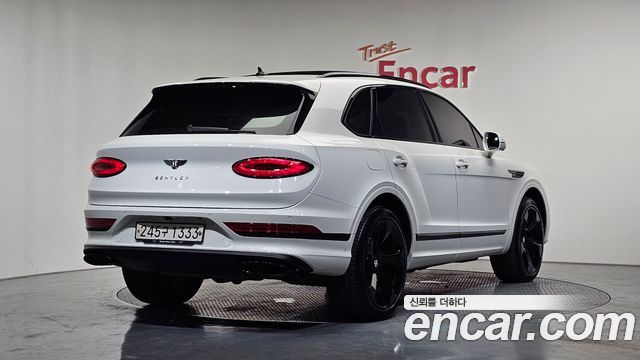 Bentley Bentayga 2024