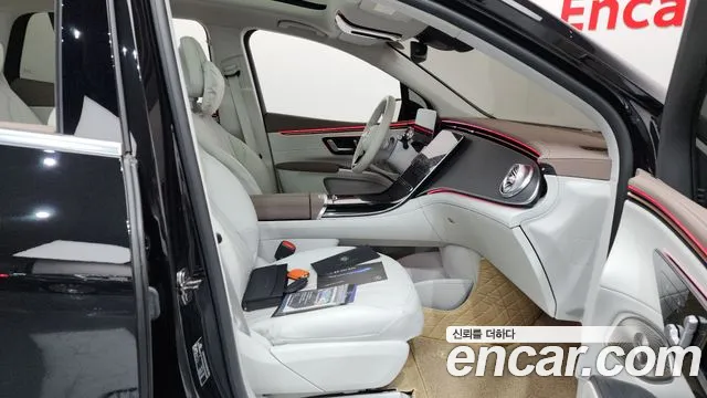 Mercedes-Benz EQS 2023