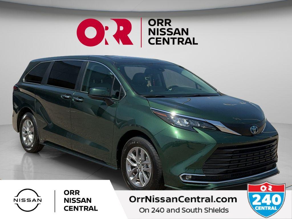 Toyota Sienna 2024