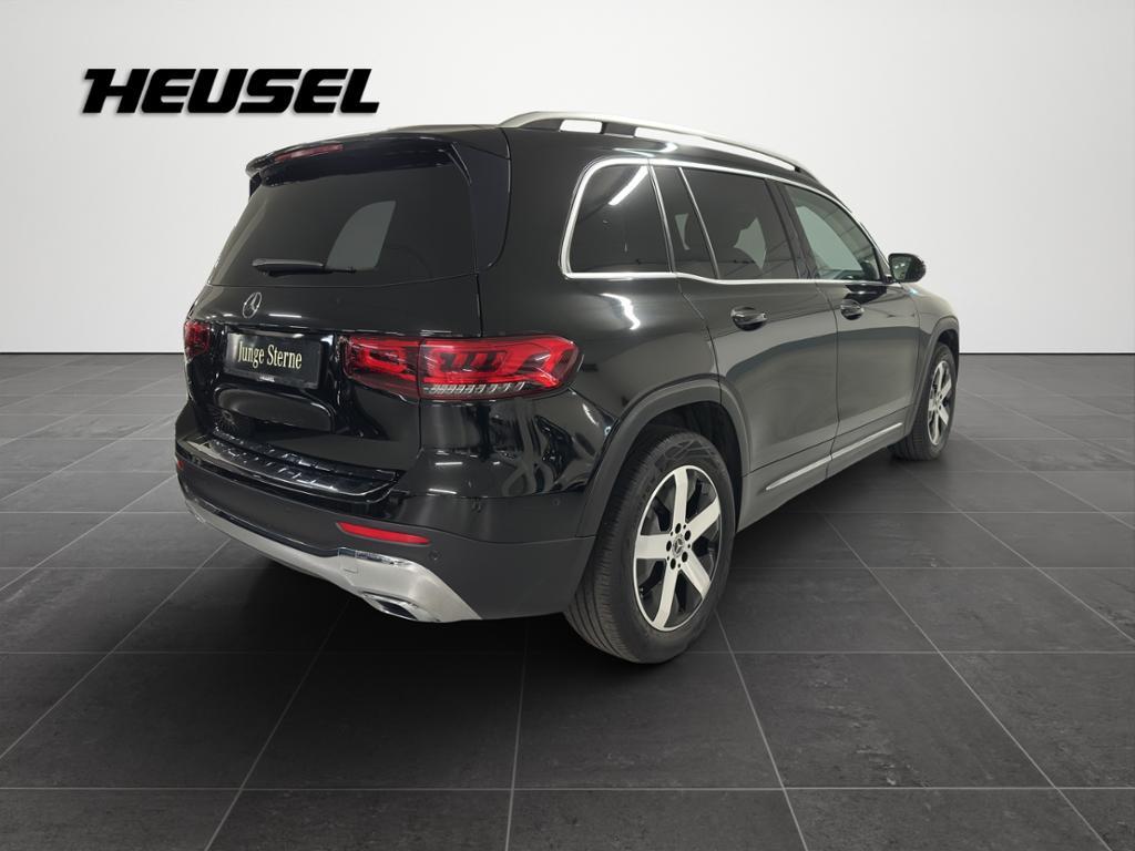 Mercedes-Benz GLB 200 2021