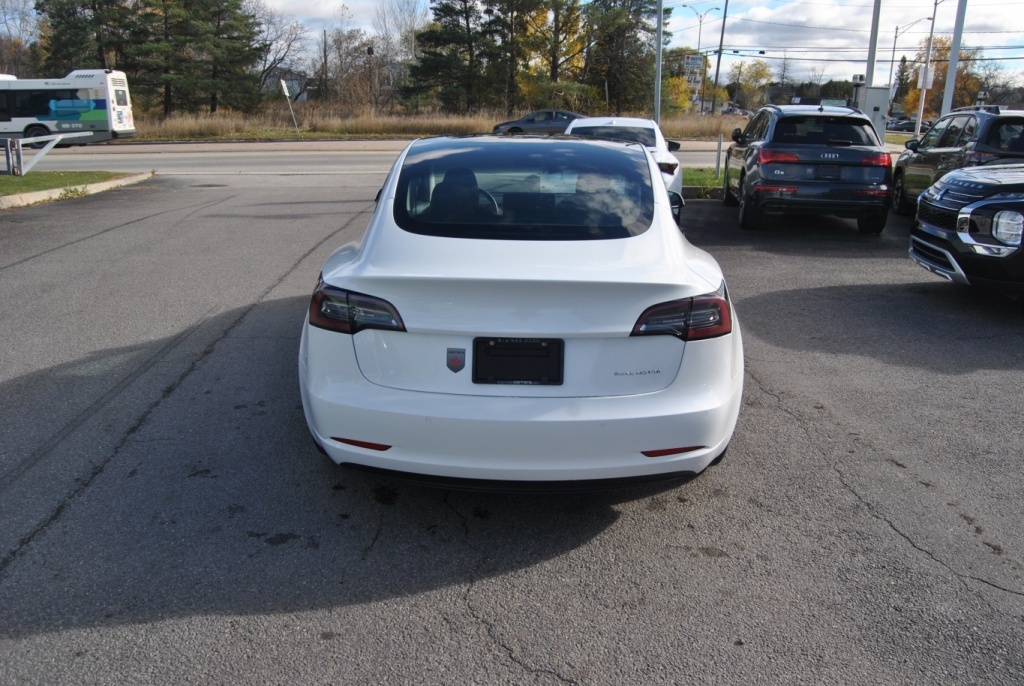 Tesla Model 3 2021