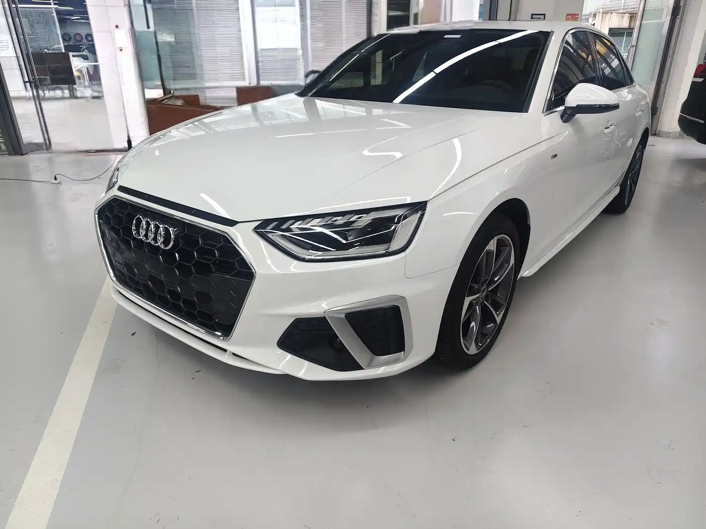 Audi A4 2024