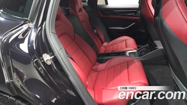 Porsche Panamera 2024