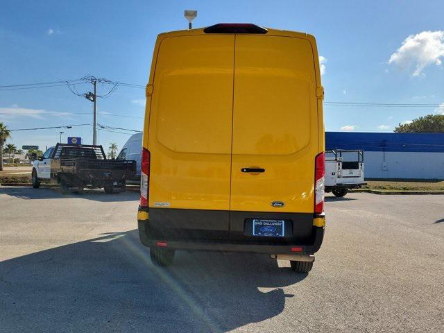 Ford Transit 2021