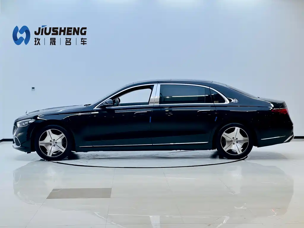 Mercedes-Benz Maybach S-Класс 2022