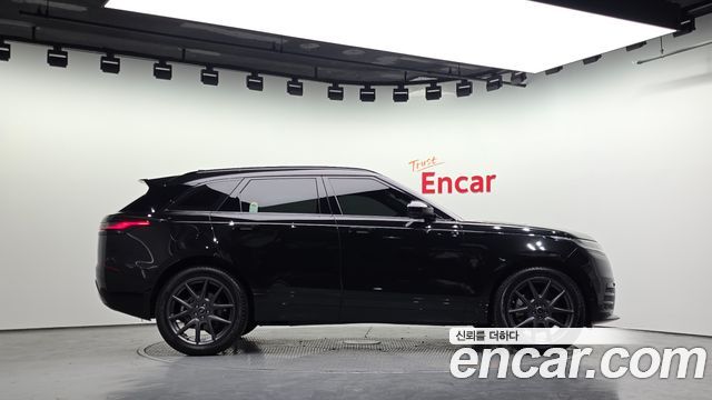 Land Rover Range Rover Velar 2025