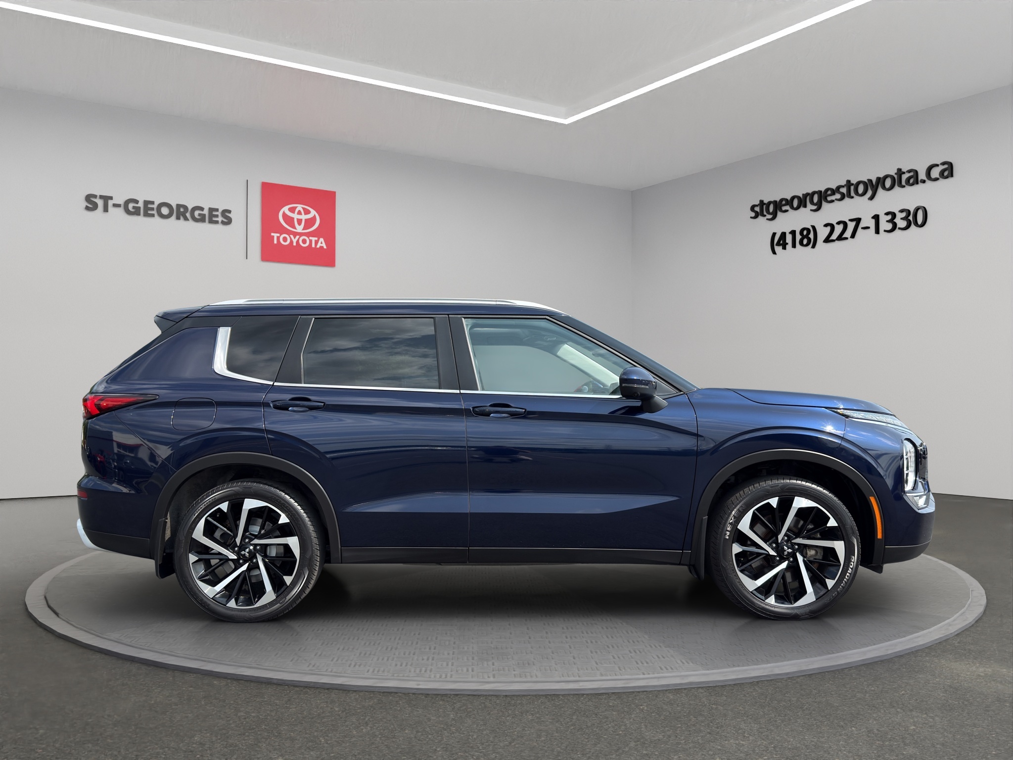 Mitsubishi Outlander 2023