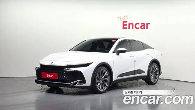 Toyota Crown 2023