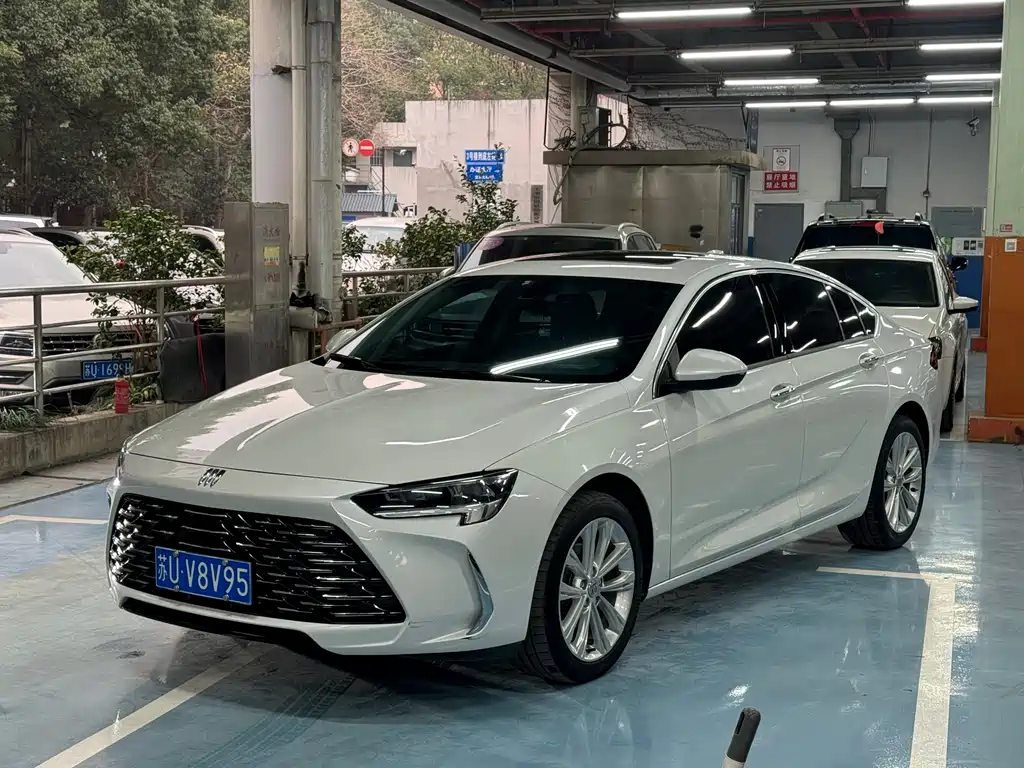 Buick Regal 2023