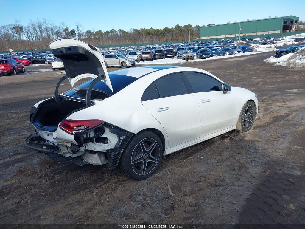 Mercedes-Benz CLA 2023
