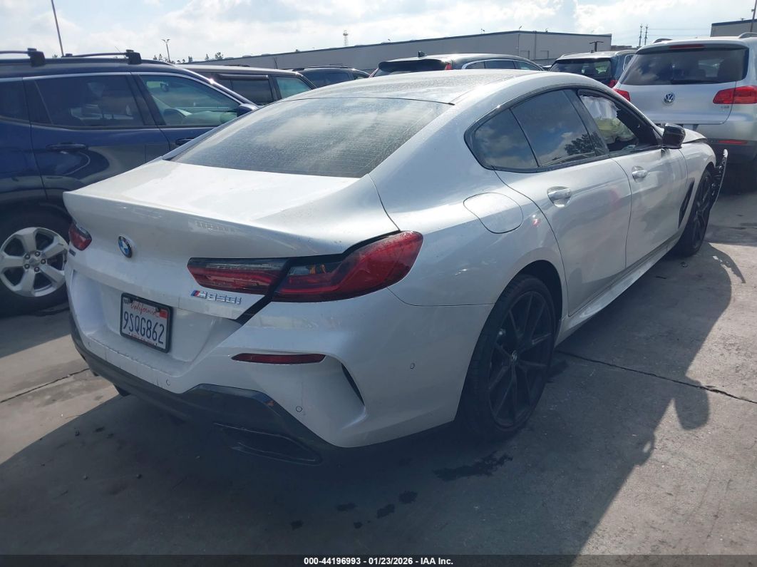 BMW 8 серии 2025