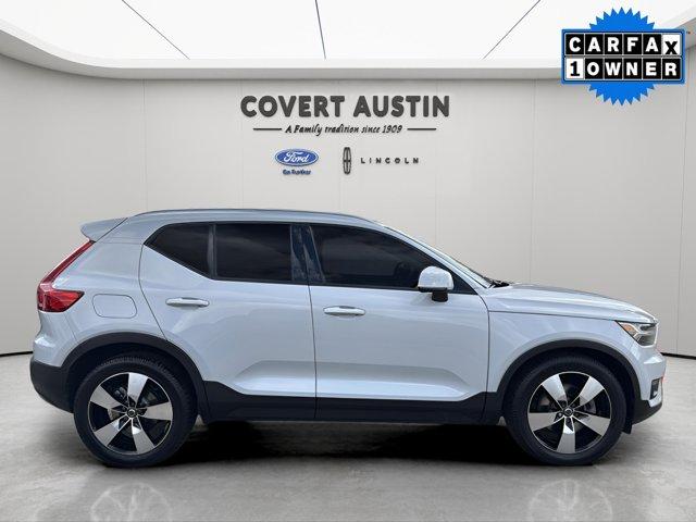 Volvo XC40 2022