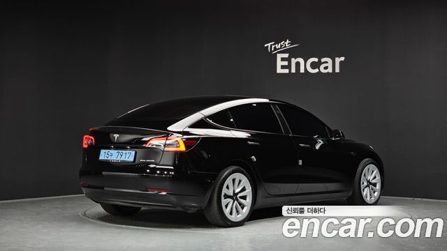 Tesla Model 3 2022