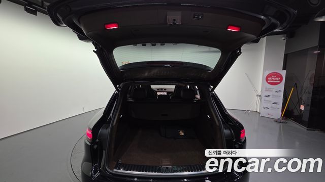 Porsche Cayenne 2021