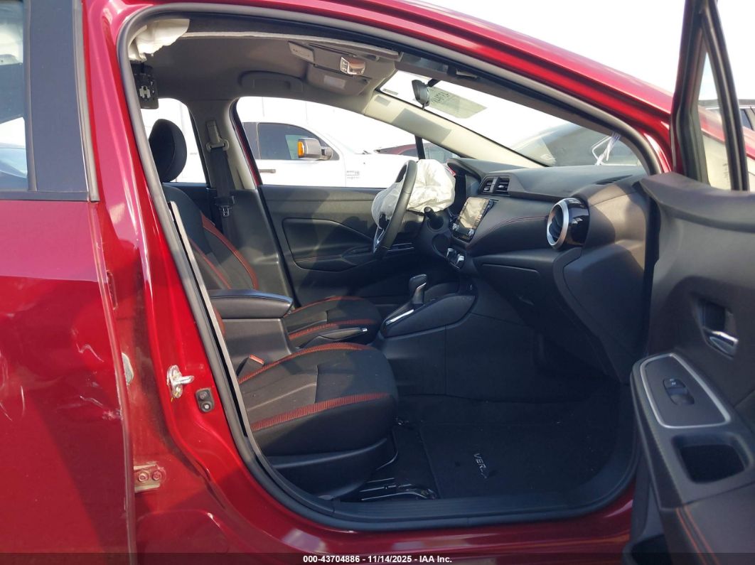 Nissan Versa 2023