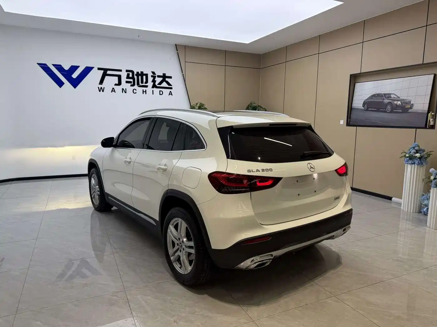Mercedes-Benz GLA 2023
