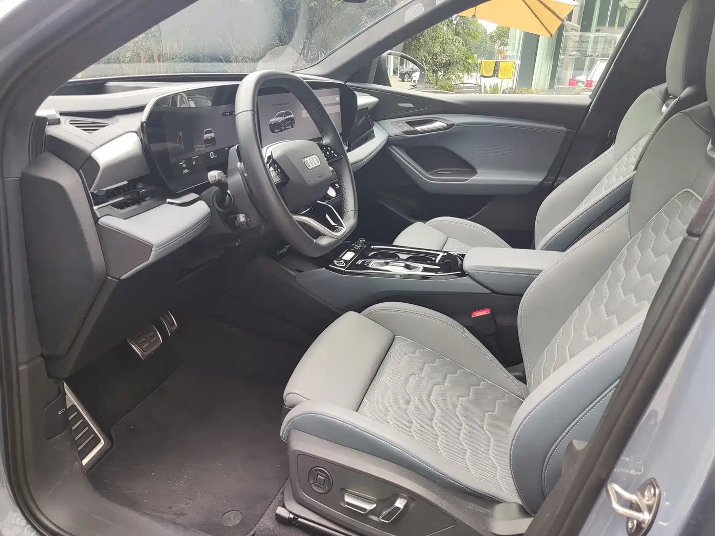 Audi e-tron 2025