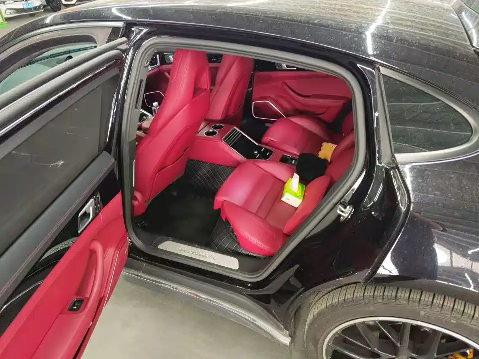 Porsche Panamera 2022