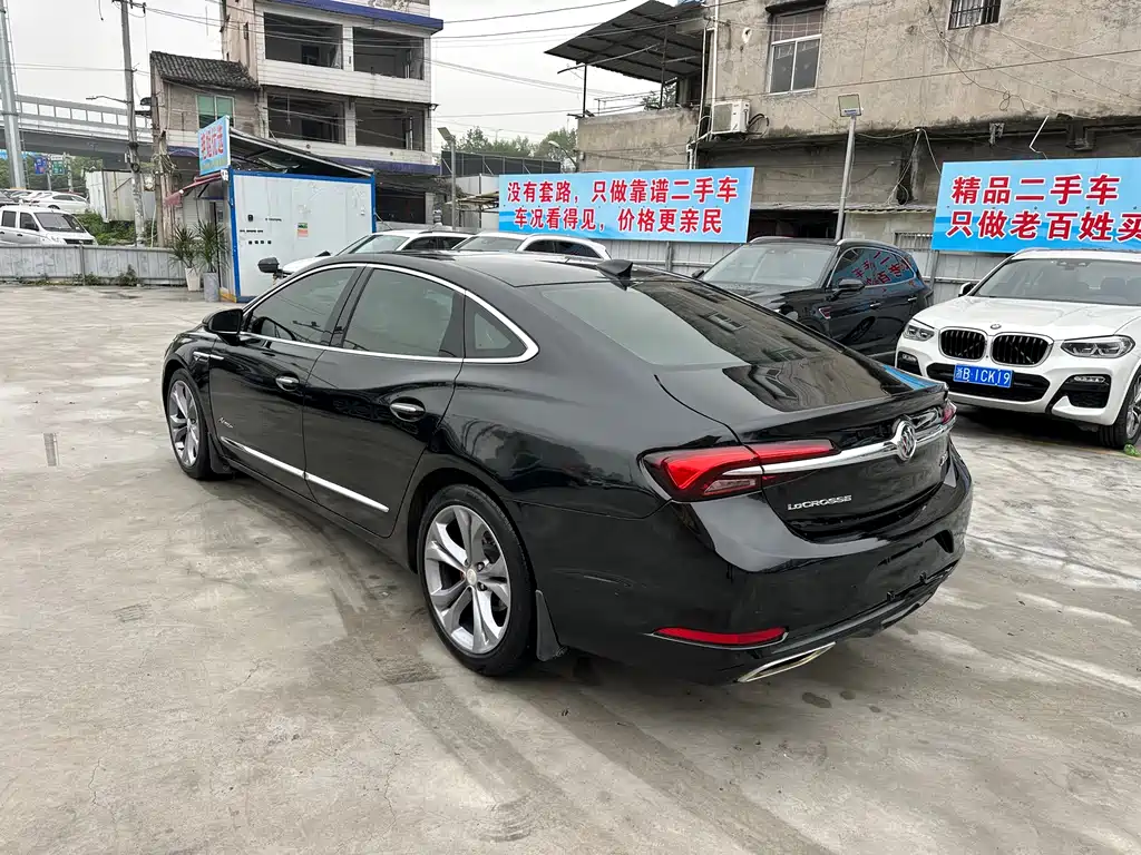 Buick LaCrosse 2022