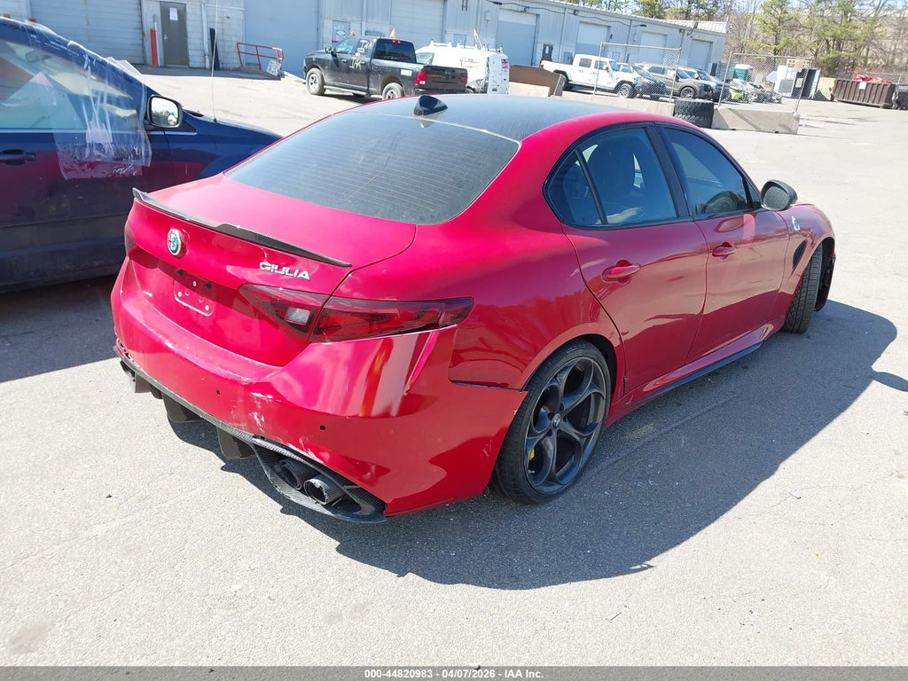 Alfa Romeo Giulia 2022