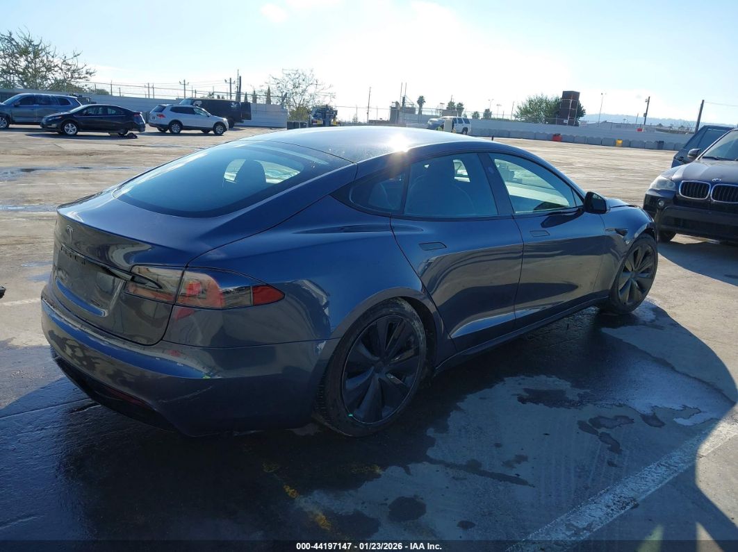 Tesla Model S 2021