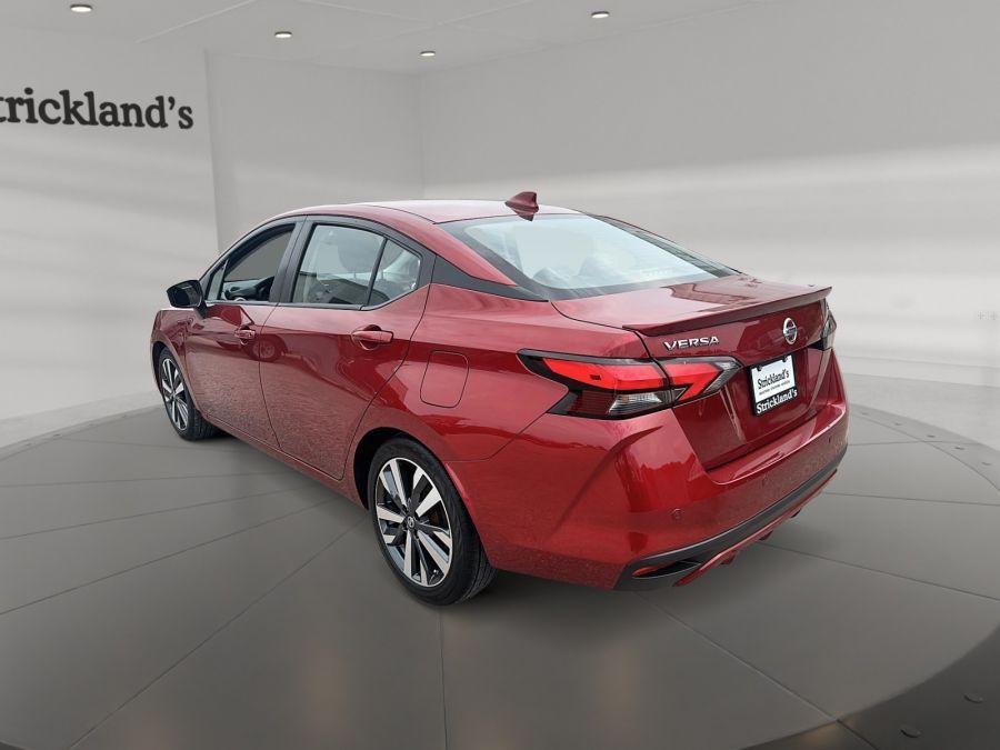 Nissan Versa 2021