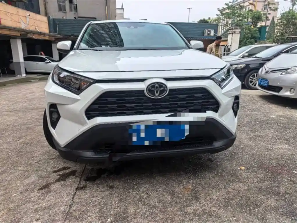 Toyota RAV4 2023