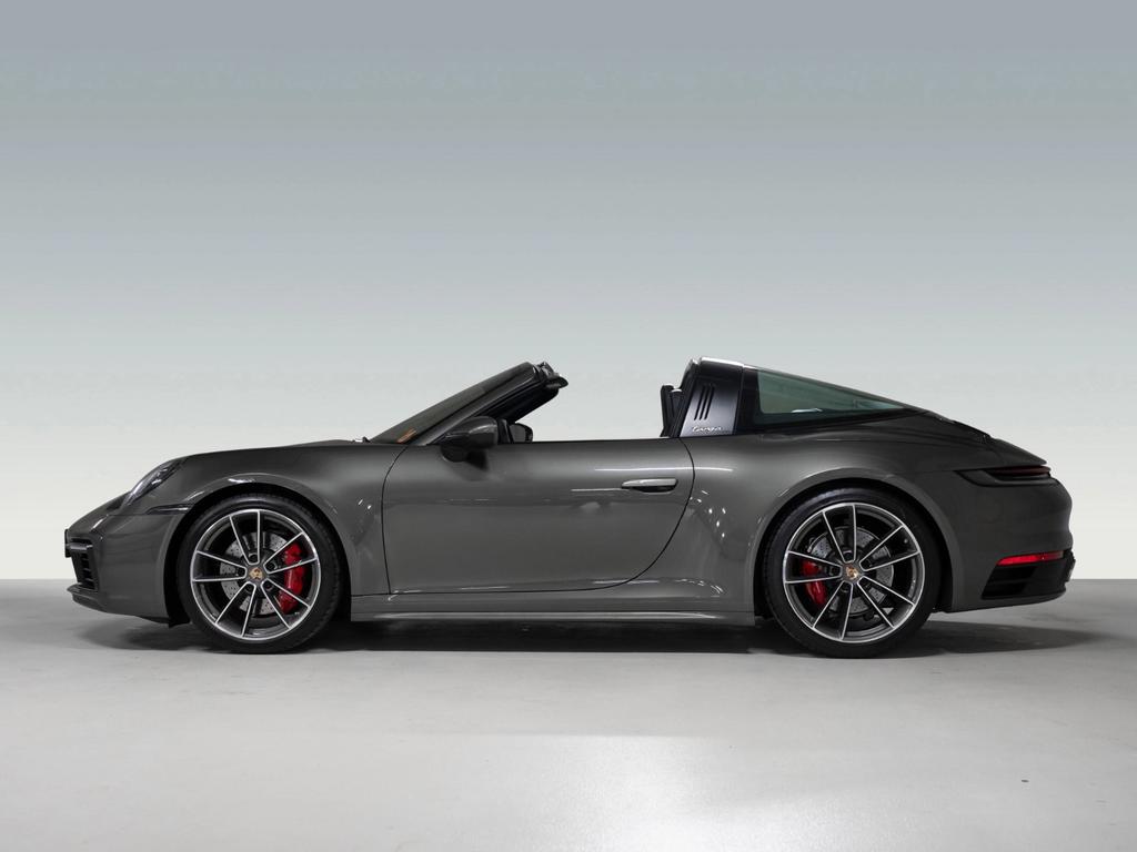 Porsche 992 2021
