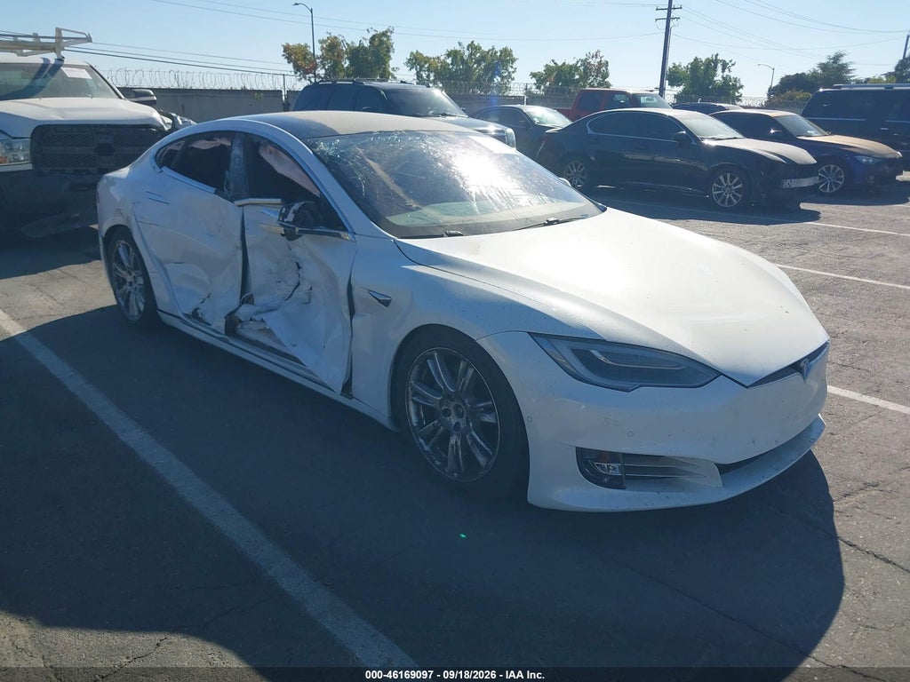 Tesla Model S 2021