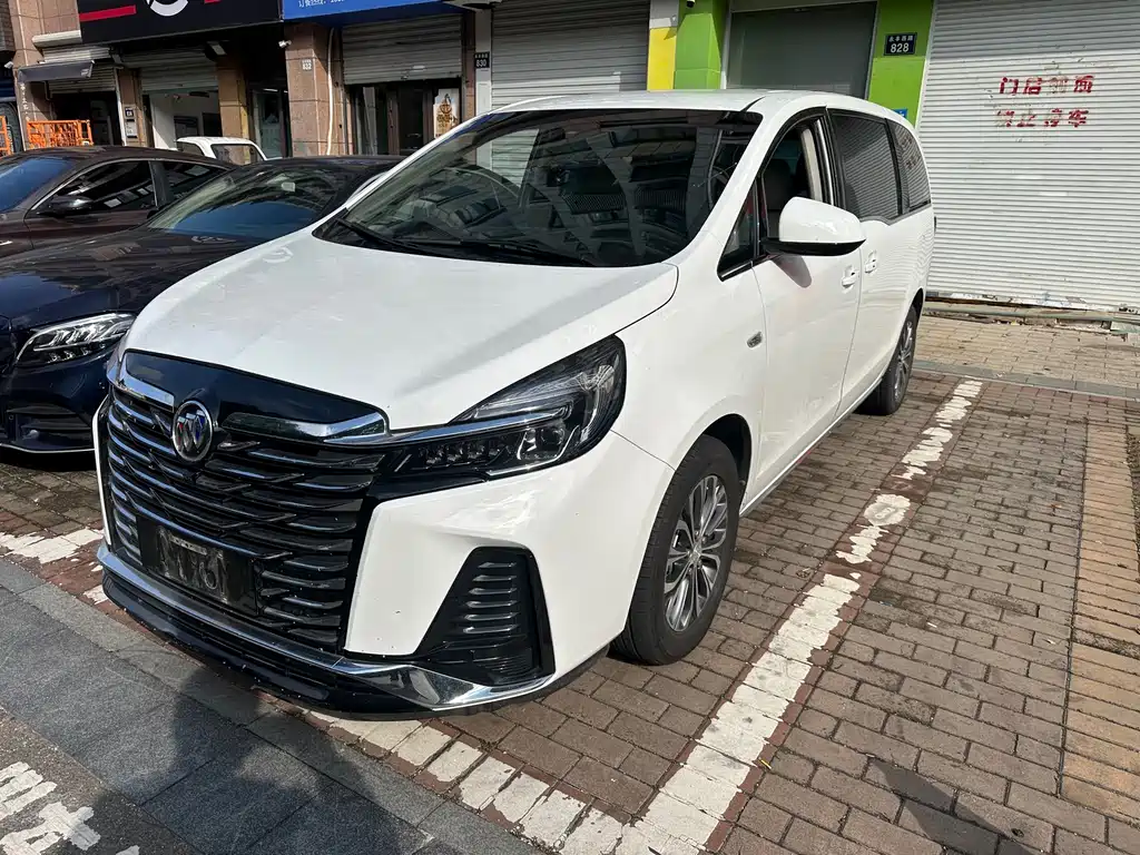 Buick GL8 2022