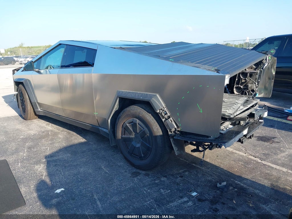 Tesla Cybertruck 2025