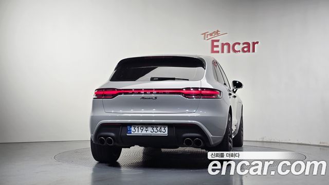 Porsche Macan 2023