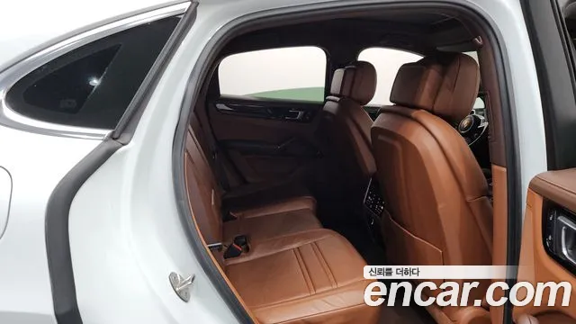 Porsche Cayenne 2022