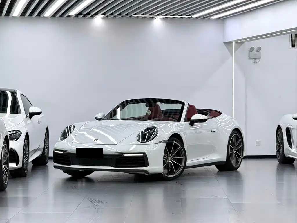 Porsche 911 2021