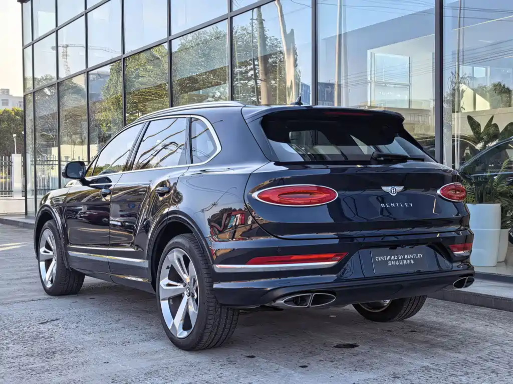 Bentley Bentayga 2024