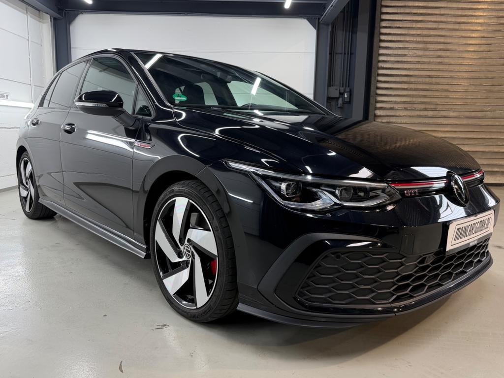 Volkswagen Golf 2023