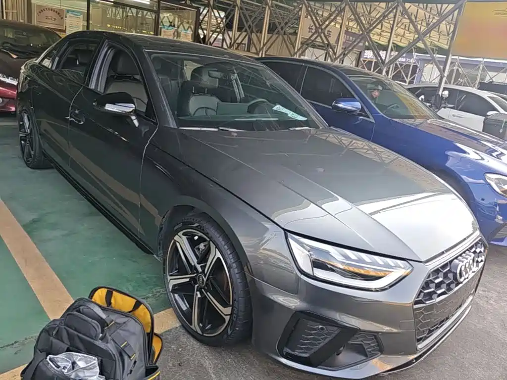 Audi A4 2024