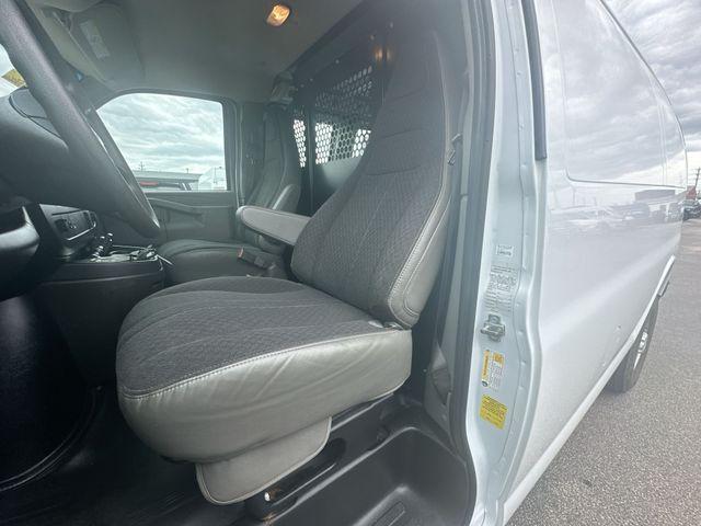 Chevrolet Express 2024