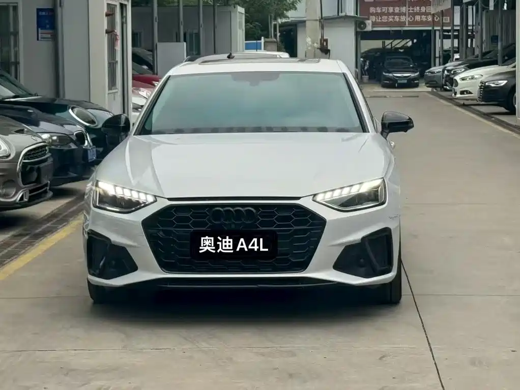 Audi A4 2022