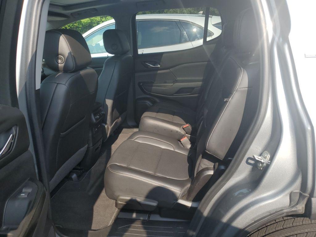 GMC Acadia 2023