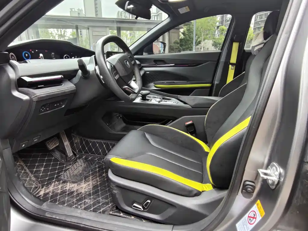 Changan UNI-V 2022