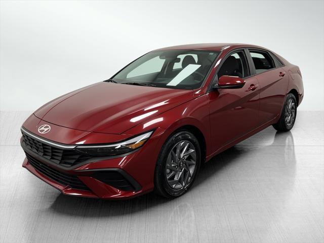 Hyundai Elantra 2024