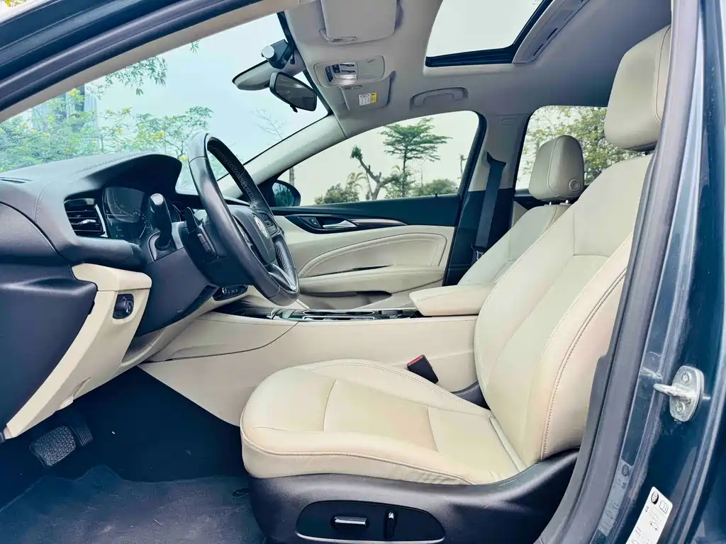 Buick Regal 2021